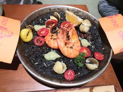 墨鱼汁海鲜饭-CRAZYONES西班牙海鲜饭(上海美罗城店)