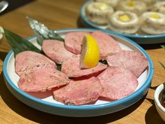 -炼火烤肉店