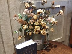 -ZING COFFEE 镜咖啡