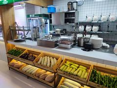 自助取餐区-费大厨辣椒炒肉(万家丽一店)