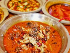 -彧玖食坊·川式砂锅酒馆(成山路店)
