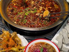 -老船舫·现做活鲜鱼馆(东郊记忆店)