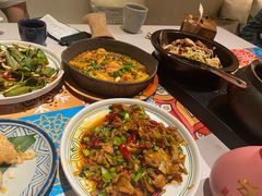 -云海肴·汽锅鸡·云南菜(天山百盛优客店)