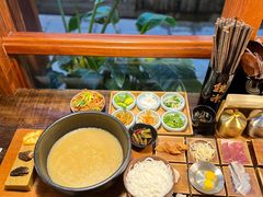 -银米·云南传统过桥米线(双廊黑金冠店)