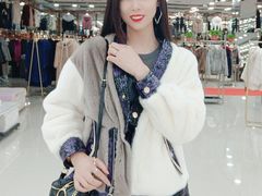 -肃宁华斯国际裘皮城