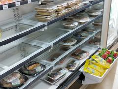 -全家便利店(杭州龙翔桥地铁站店)