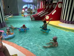 -涨巢·潮玩水疗局