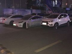 -翠微牡丹园停车场