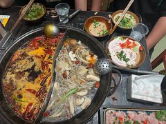 -周小明火锅(黑金冠社区店)