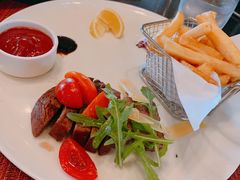 -WOLFGANG PUCK KITCHEN & BAR(迪士尼小镇店)