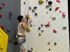 -CLIFFS颗粒攀岩(萧山众安店)