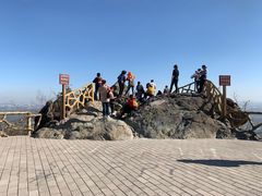 -鬼笑石后山停车场