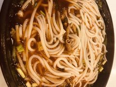 特色鸡杂米线-九久大过桥米线(太古里店)