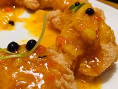 橙味蟹粉脆皮虾球-宁波柏悦酒店·钱湖渔港