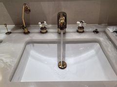 -上海白金汉爵大酒店(大零号湾国际会议中心店)