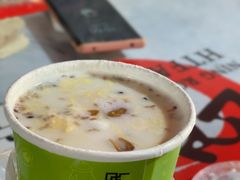 -清真老马家国华牛奶鸡蛋醪糟(正宁路店)