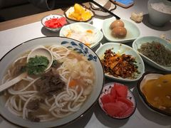 -鑫花溪牛肉米粉(凤凰街创始总店)