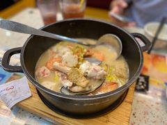 原煲海鲜什锦煲-新辉港式茶餐厅(北栅店)