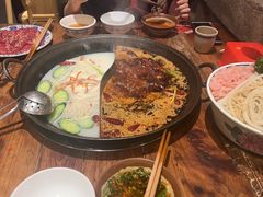 -周小明火锅(黑金冠社区店)