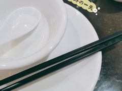 餐具摆设-瑞丰园庭院餐厅·白族传统家常菜