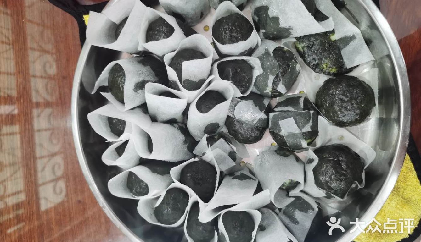 最近厨娘们喜爱青团青糕？