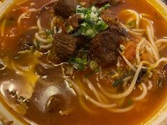 -粉八·云南米线·建水烧烤(常熟路店)