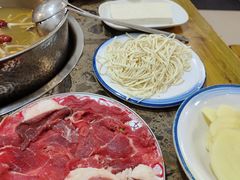 -乳仔牛牦牛汤锅 烤羊排(松潘古城店)