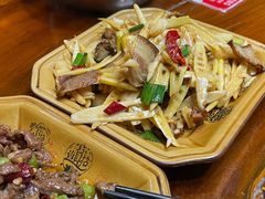 -苗湘食府(十年店)
