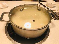 -煲王粤菜餐厅(中侨中心店)