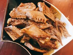 -余杨鸭鸭餐厅