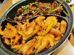 香辣虾牛仔骨-小鱼小牛·鱼牛干锅·脆鱼火锅(世欧广场店)