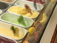 -MADO冰淇淋咖啡馆(淘金店)