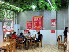 大堂-一品红烧鸭特色川菜(三岔湖店)