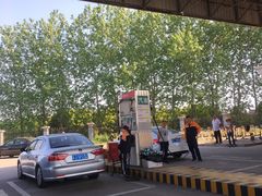 -中国石化东台服务区（沈阳方向）加油站