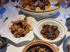 -八府香鸭·啫啫煲(华山路店)