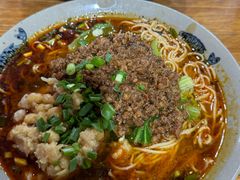 -丁丁猫重庆小面(徐州路店)