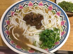 -鑫花溪牛肉米粉(人民广场店)