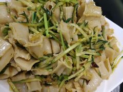 坝上拌莜面-穆隆斋清真大饭店(串窑街店)