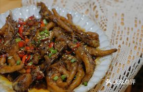 Braised Chicken Feet