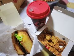-必胜客(新中纬店)