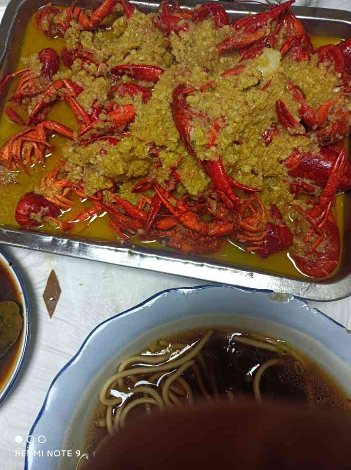 金湖杨五龙虾(江浦河滨路店)-"限时秒杀了打折券,三两龙虾加两个小菜