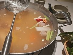 -左庭右院鲜牛肉火锅(金山万达店)