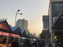 -百联临沂购物中心(临沂路店)