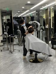 -简法造型·品牌形象店