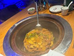-山河屯铁锅炖·非遗东北菜(南山店)
