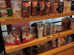 零售区-星巴克(北京王府井店)