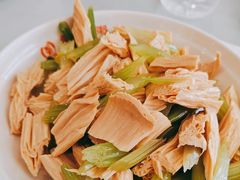 西芹拌腐竹-孟记粥铺·家常菜·烧烤·粥(亚运村店)