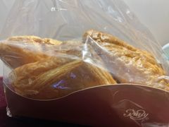 -红宝石·鲜奶小方·海派西点房(万航店)