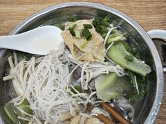 -福屿鲜捞小吃·捞化(福屿总店)