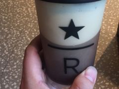 -星巴克臻选(上海合生汇1F店)